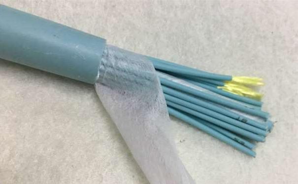 璧山区欧孚光缆厂家：室内光缆和室外光缆的区别